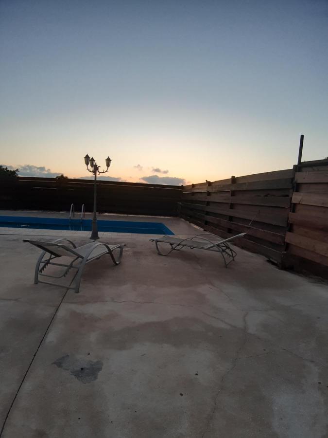 Sunset Villa Пафос Екстериор снимка