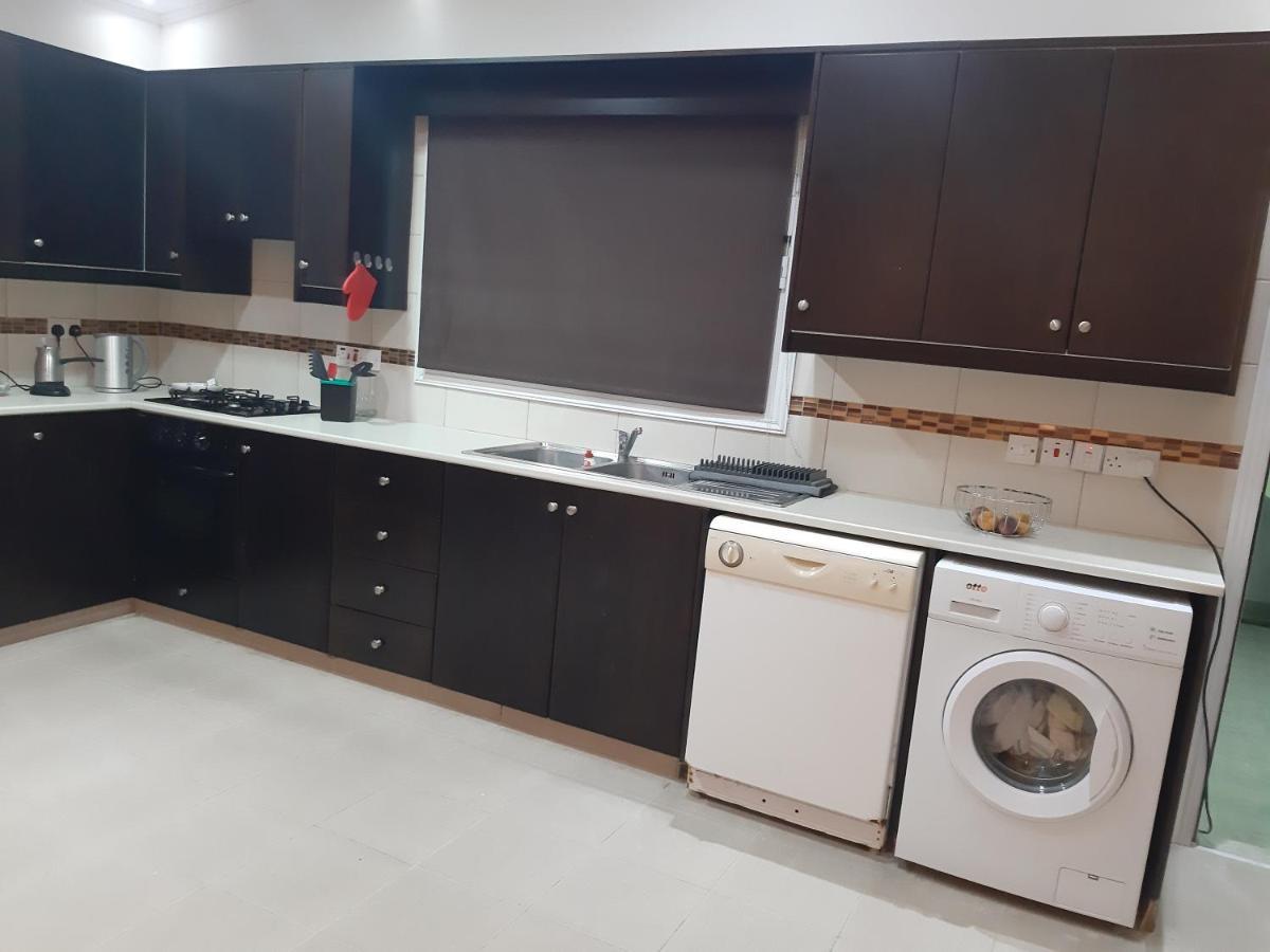 Sunset Villa Пафос Екстериор снимка