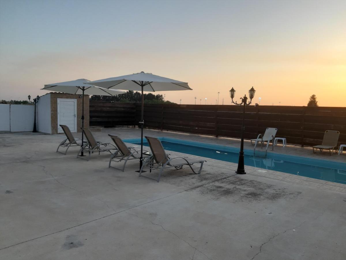 Sunset Villa Пафос Екстериор снимка